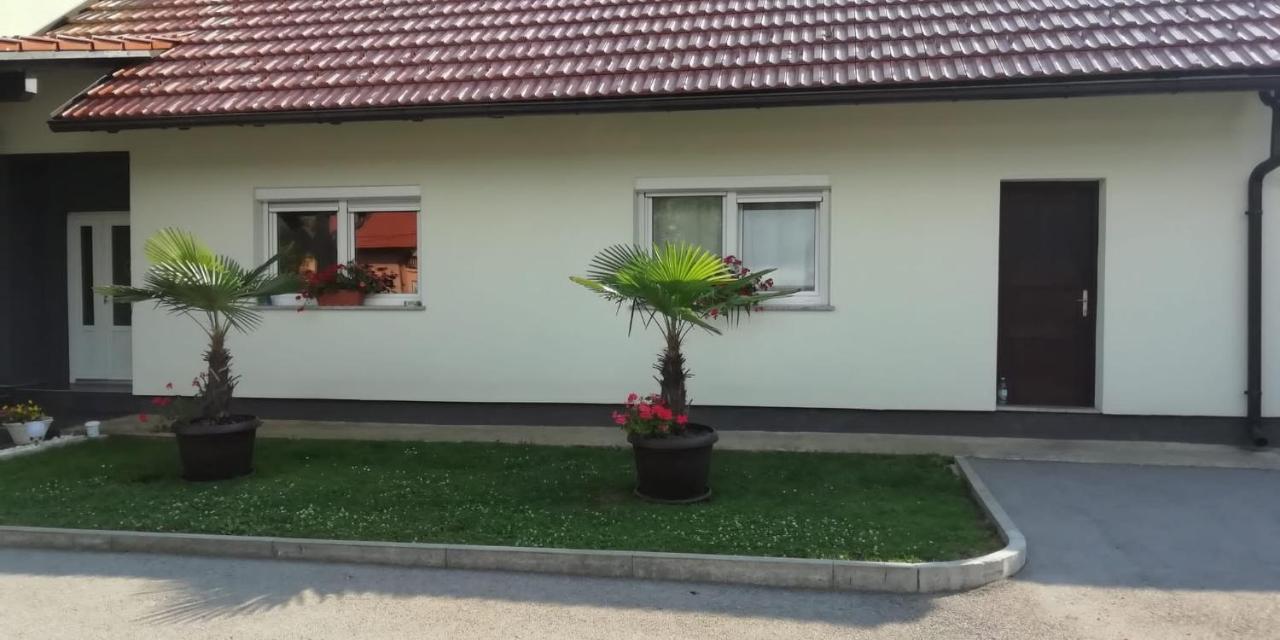 Apartman Luce Otočac Exteriör bild